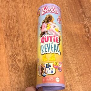NWT Barbie Cutie Reveal Penguin Doll Color Dream Series, 10 Surprises